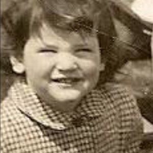 Meet your Posher, Joan